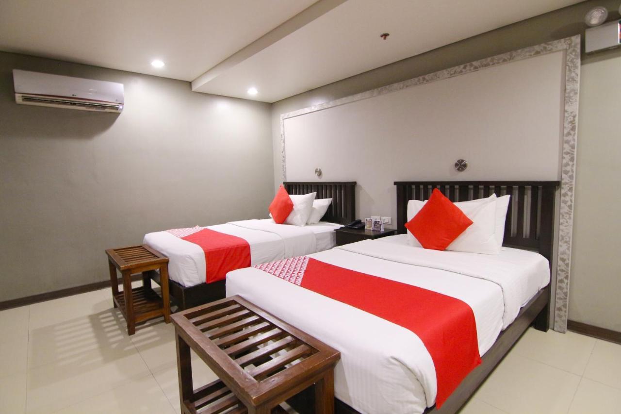 Oyo 103 Artina Suites Hotel Makati City Bagian luar foto