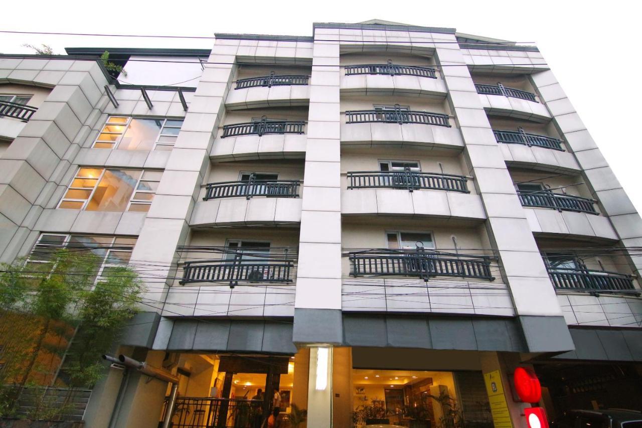 Oyo 103 Artina Suites Hotel Makati City Bagian luar foto