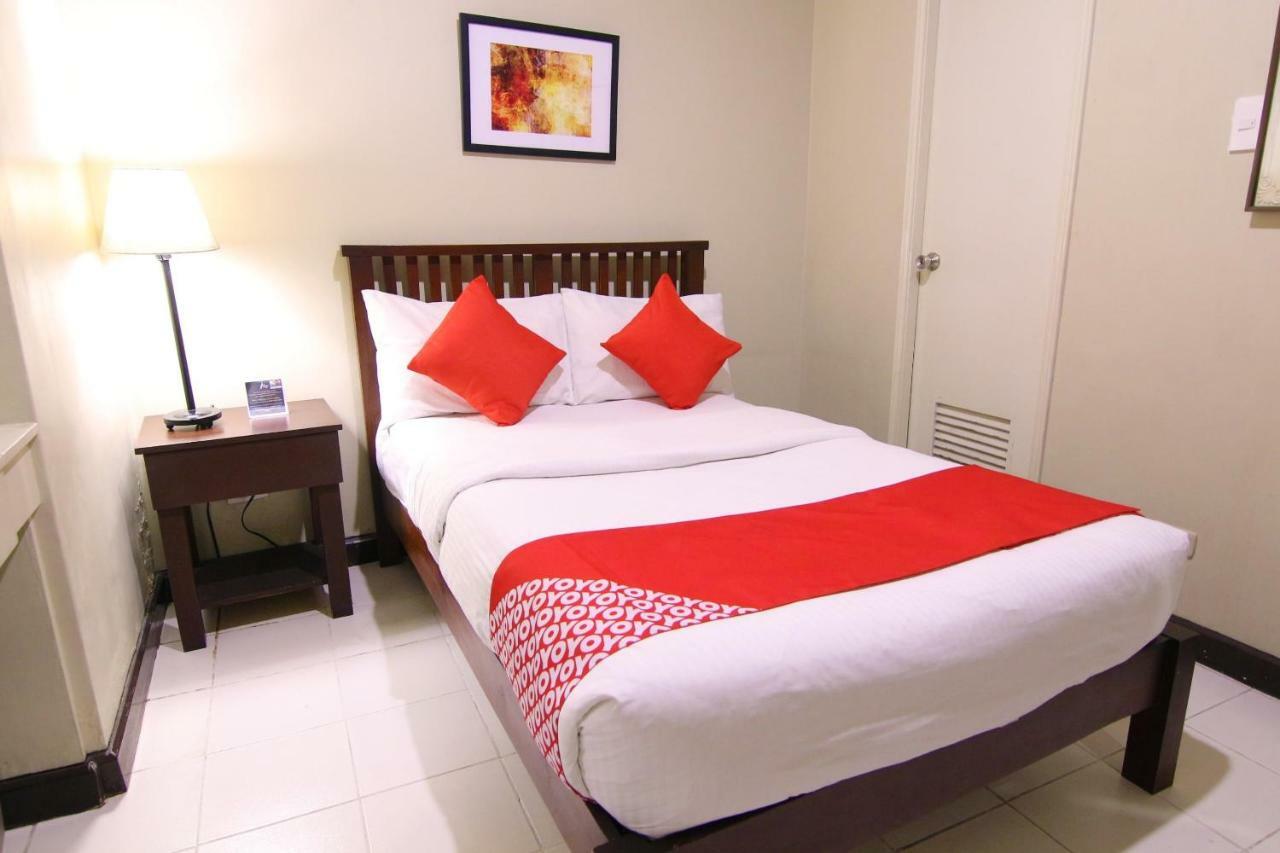 Oyo 103 Artina Suites Hotel Makati City Bagian luar foto