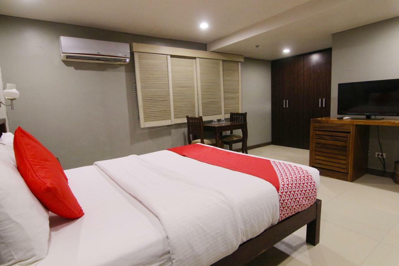 Oyo 103 Artina Suites Hotel Makati City Bagian luar foto
