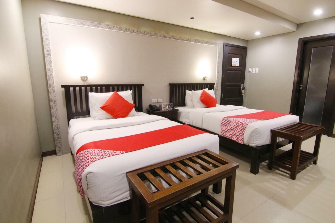Oyo 103 Artina Suites Hotel Makati City Bagian luar foto