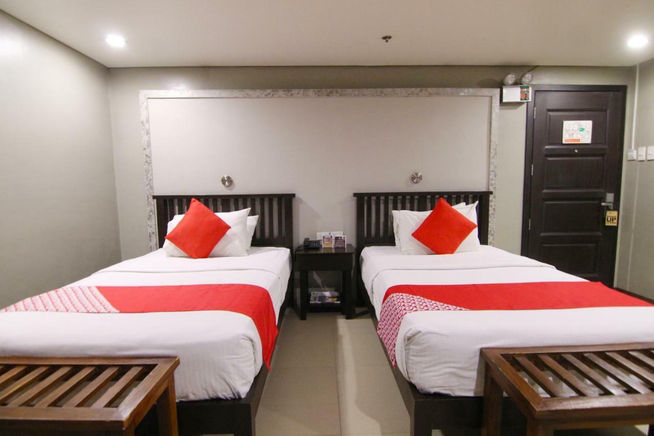 Oyo 103 Artina Suites Hotel Makati City Bagian luar foto