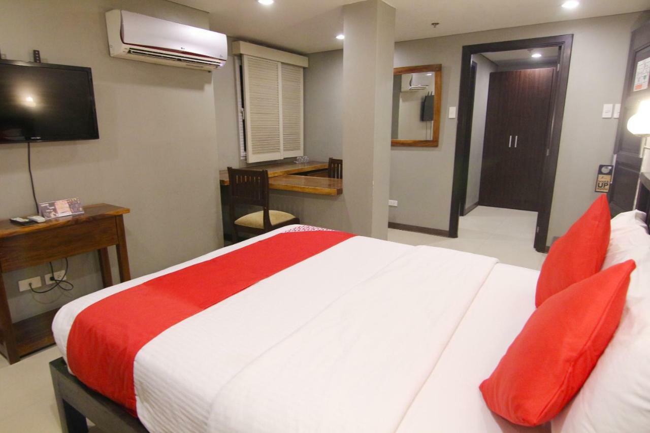 Oyo 103 Artina Suites Hotel Makati City Bagian luar foto